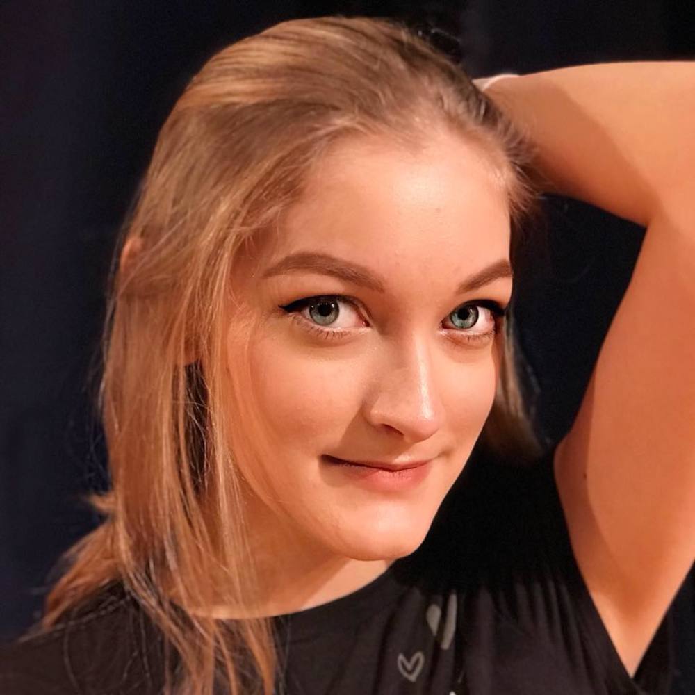 Meet your Posher, Hope